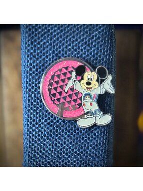 Disney Eocot World's Biggest Mouse Mickey Mouse Enamel Pin 2019